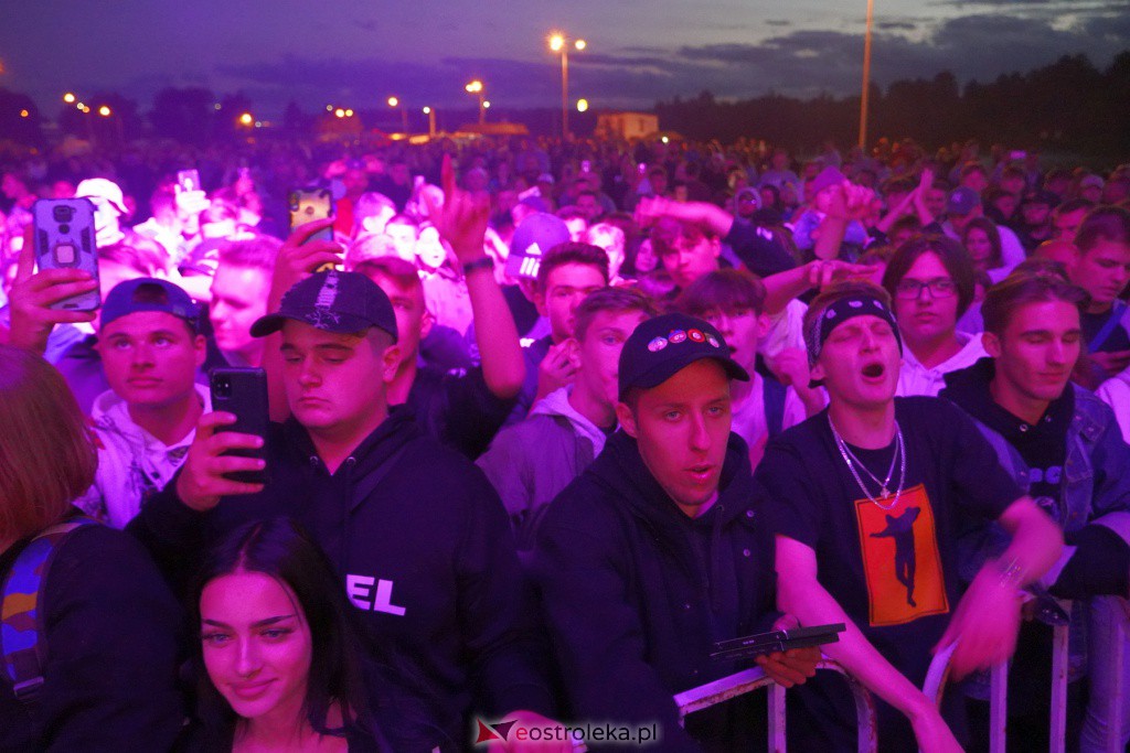 Młodzież dla Ostrołęki: KęKę i O.S.T.R. [04.09.2021] - zdjęcie #55 - eOstroleka.pl