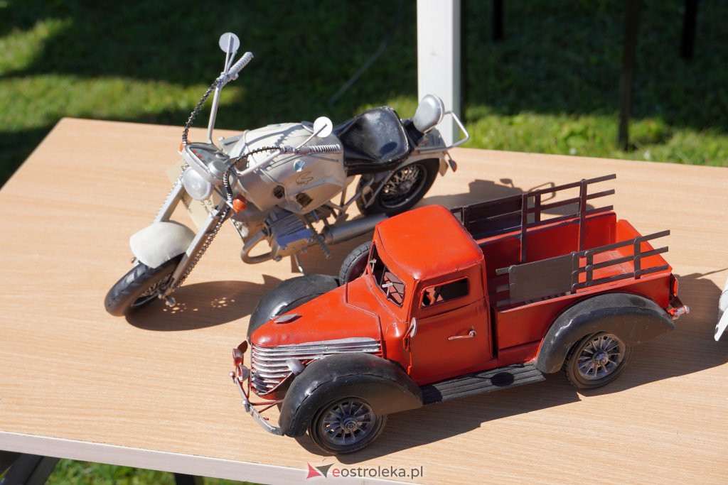 Oldtimer w Rzekuniu. Zlot fanów starej motoryzacji [05.09.2021] - zdjęcie #31 - eOstroleka.pl