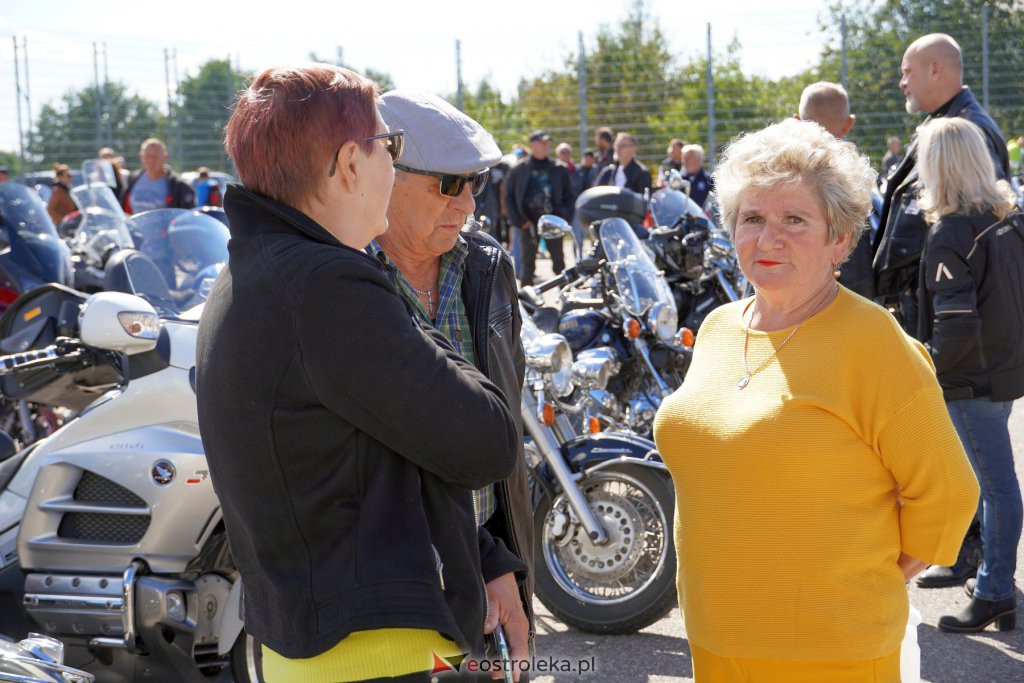 Oldtimer w Rzekuniu. Zlot fanów starej motoryzacji [05.09.2021] - zdjęcie #20 - eOstroleka.pl