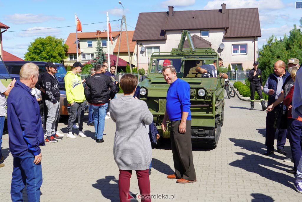 Oldtimer w Rzekuniu. Zlot fanów starej motoryzacji [05.09.2021] - zdjęcie #5 - eOstroleka.pl