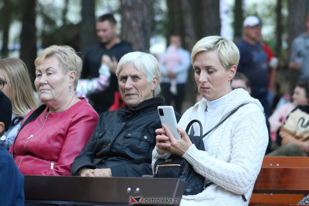 Niedziela Kadzidlańska 2021: Polkadot, Droga na Ostrołękę i Witek Muzyk Ulicy [05.09.2021] - zdjęcie #48 - eOstroleka.pl