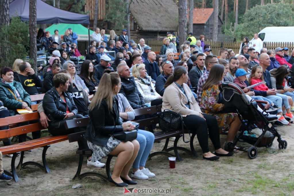 Niedziela Kadzidlańska 2021: Polkadot, Droga na Ostrołękę i Witek Muzyk Ulicy [05.09.2021] - zdjęcie #26 - eOstroleka.pl
