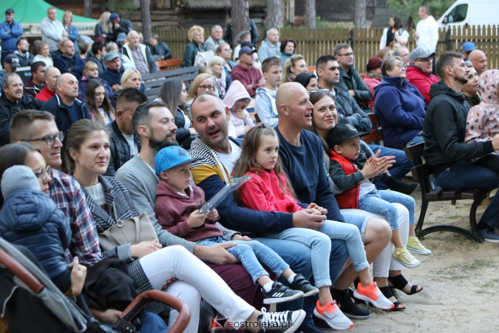 Niedziela Kadzidlańska 2021: Polkadot, Droga na Ostrołękę i Witek Muzyk Ulicy [05.09.2021] - zdjęcie #16 - eOstroleka.pl