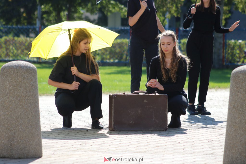 Festiwal Teatralny InQbator 2021 - Duża przerwa w I LO [07.09.2021] - zdjęcie #26 - eOstroleka.pl