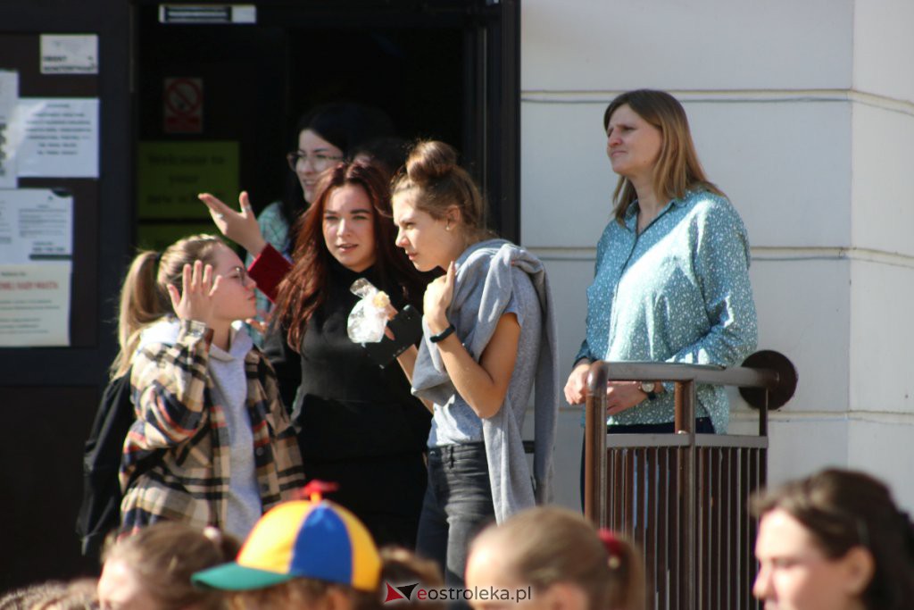 Festiwal Teatralny InQbator 2021 - Duża przerwa w I LO [07.09.2021] - zdjęcie #17 - eOstroleka.pl