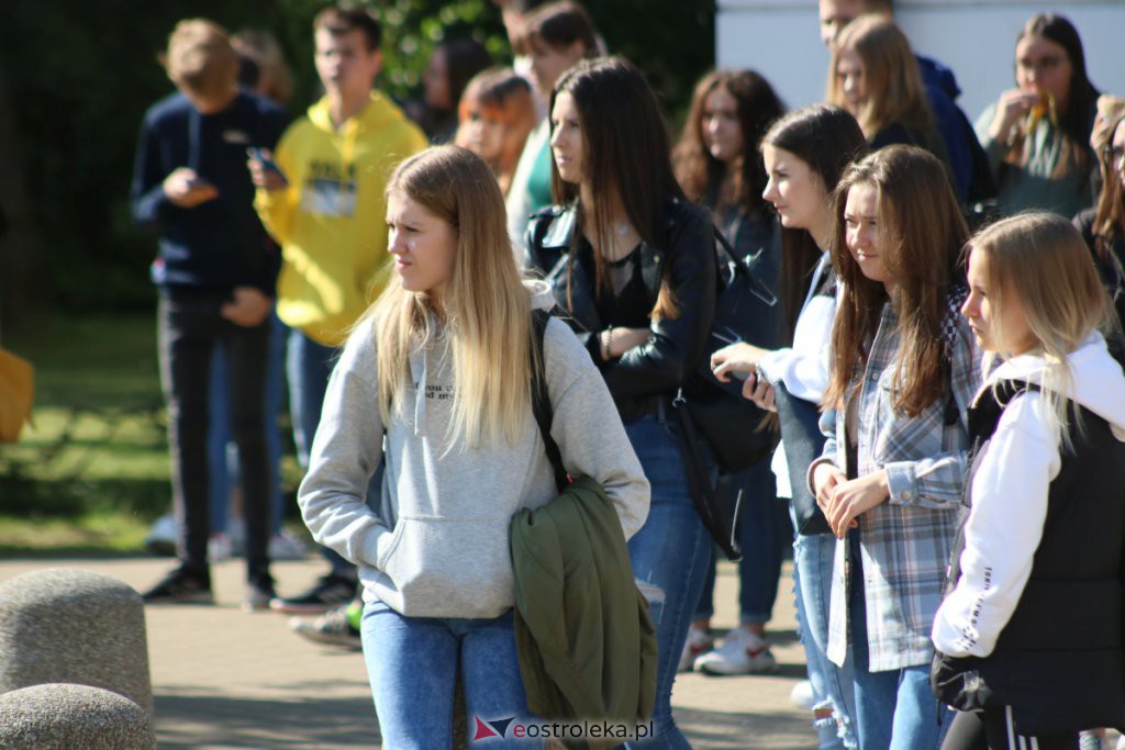 Festiwal Teatralny InQbator 2021 - Duża przerwa w I LO [07.09.2021] - zdjęcie #12 - eOstroleka.pl