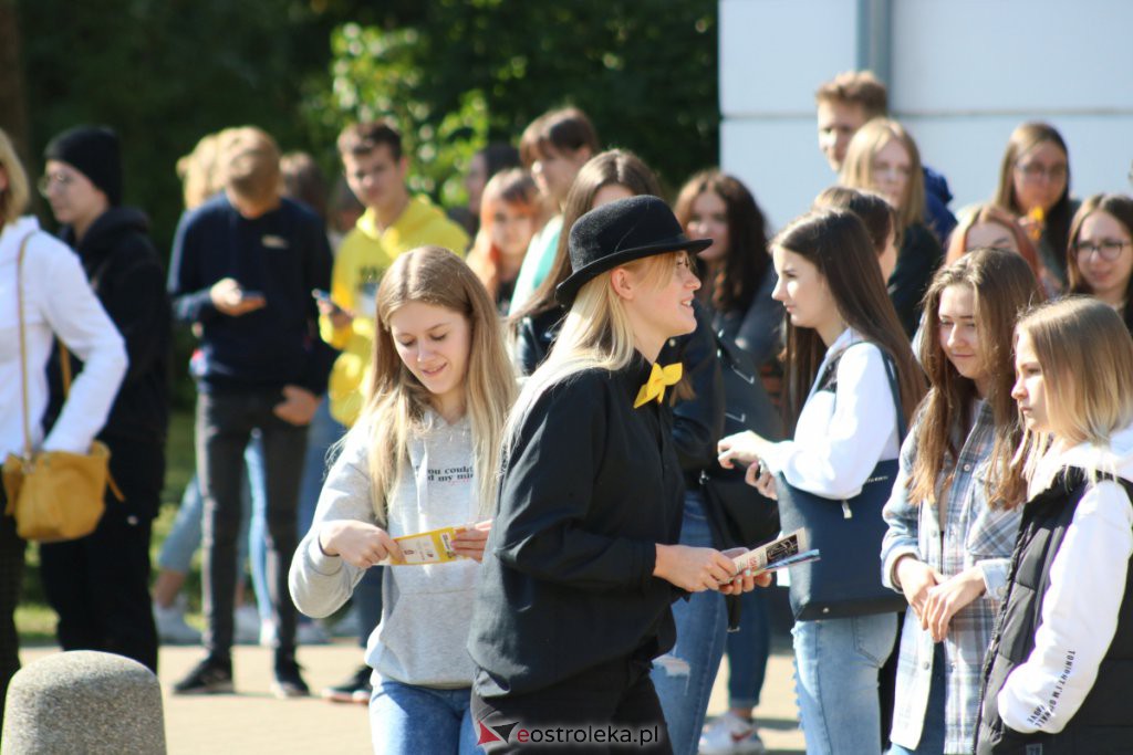 Festiwal Teatralny InQbator 2021 - Duża przerwa w I LO [07.09.2021] - zdjęcie #8 - eOstroleka.pl