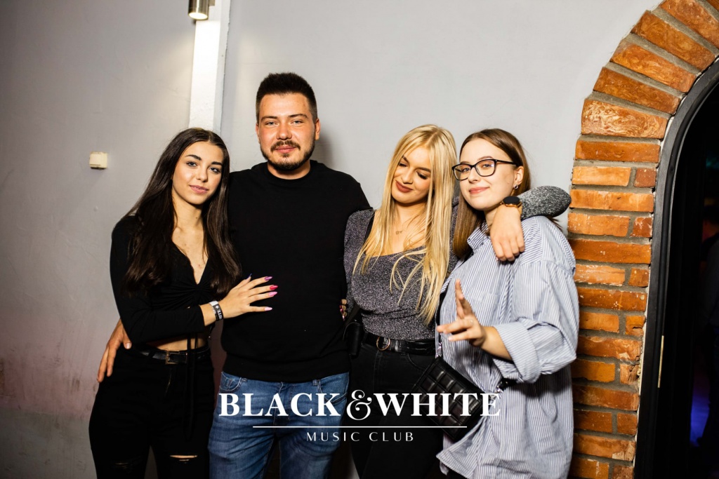 Miły Pan w Clubie Black&White [03.09.2021] - zdjęcie #15 - eOstroleka.pl
