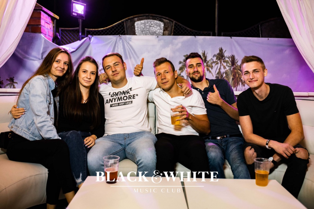Miły Pan w Clubie Black&White [03.09.2021] - zdjęcie #44 - eOstroleka.pl