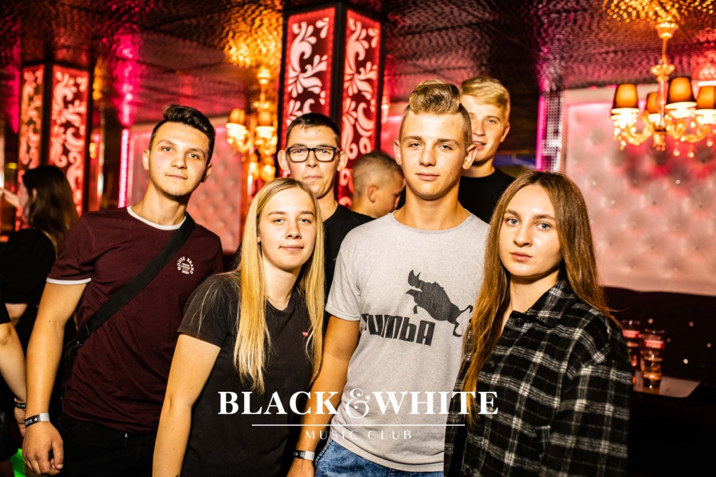 Miły Pan w Clubie Black&White [03.09.2021] - zdjęcie #53 - eOstroleka.pl