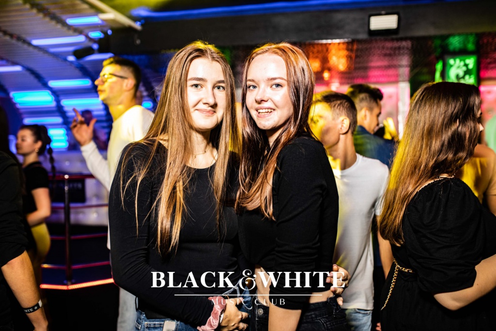 Miły Pan w Clubie Black&White [03.09.2021] - zdjęcie #68 - eOstroleka.pl