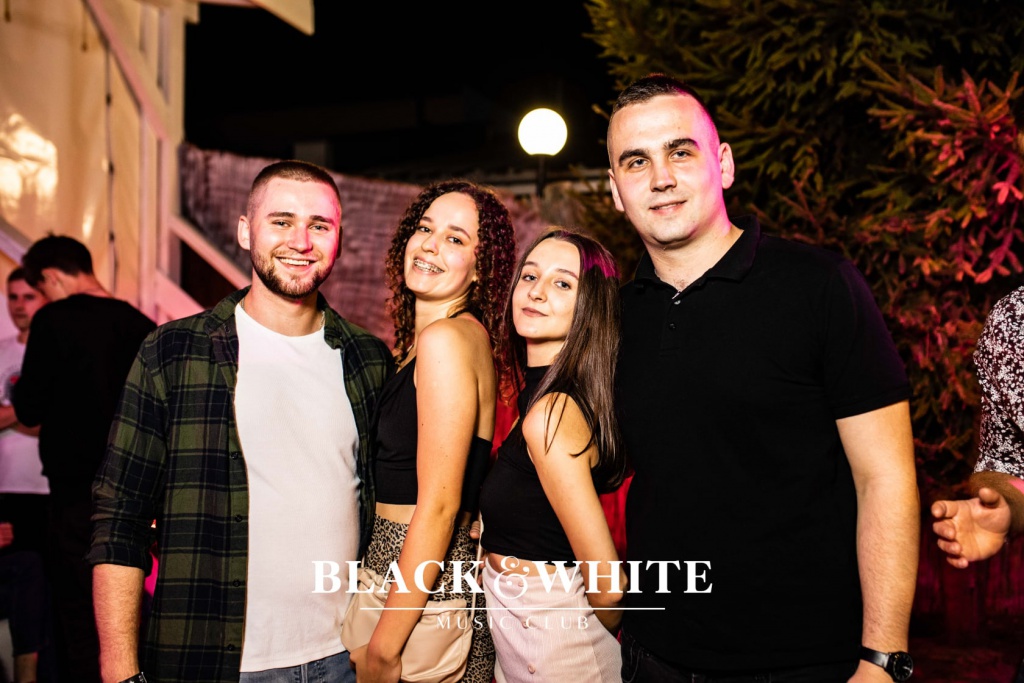 Miły Pan w Clubie Black&White [03.09.2021] - zdjęcie #17 - eOstroleka.pl