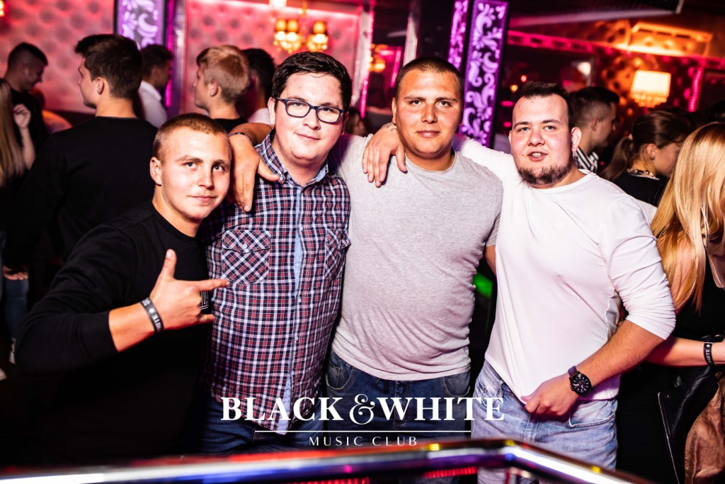 Miły Pan w Clubie Black&White [03.09.2021] - zdjęcie #2 - eOstroleka.pl