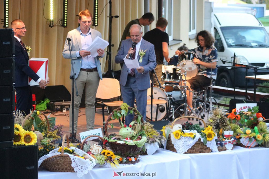 Święto Plonów w Baranowie - część koncertowa [12.09.2021] - zdjęcie #73 - eOstroleka.pl