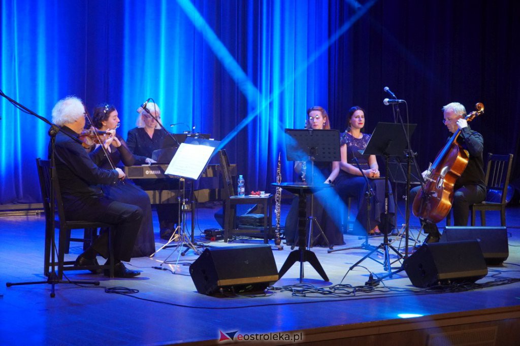 Muzyka Ennio Morricone w Ostrołęckim Centrum Kultury [13.09.2021] - zdjęcie #30 - eOstroleka.pl