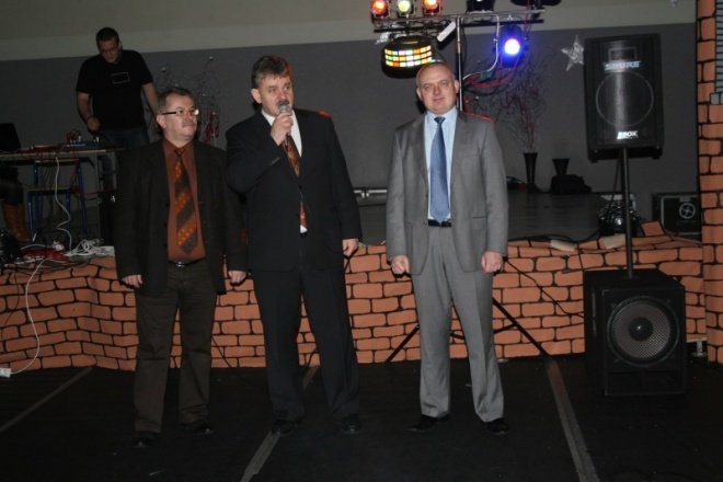 Bal choinkowy dla dzieci z osiedla Stacja i Centrum (09.01.2011) - zdjęcie #50 - eOstroleka.pl