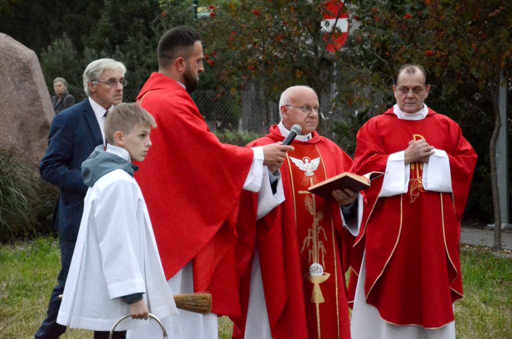 Krzyż Pandemiczny w Kadzidle oficjalnie wyświęcony [15.09.2021] - zdjęcie #26 - eOstroleka.pl