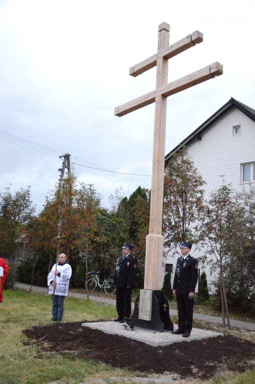 Krzyż Pandemiczny w Kadzidle oficjalnie wyświęcony [15.09.2021] - zdjęcie #12 - eOstroleka.pl