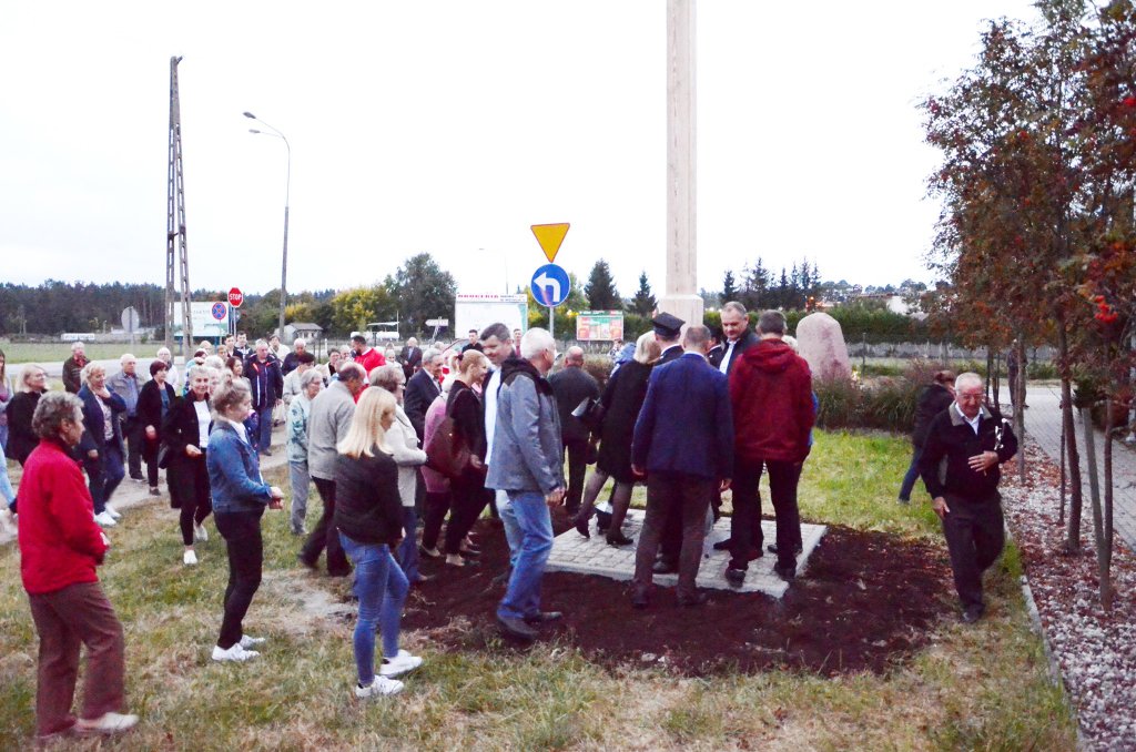 Krzyż Pandemiczny w Kadzidle oficjalnie wyświęcony [15.09.2021] - zdjęcie #21 - eOstroleka.pl