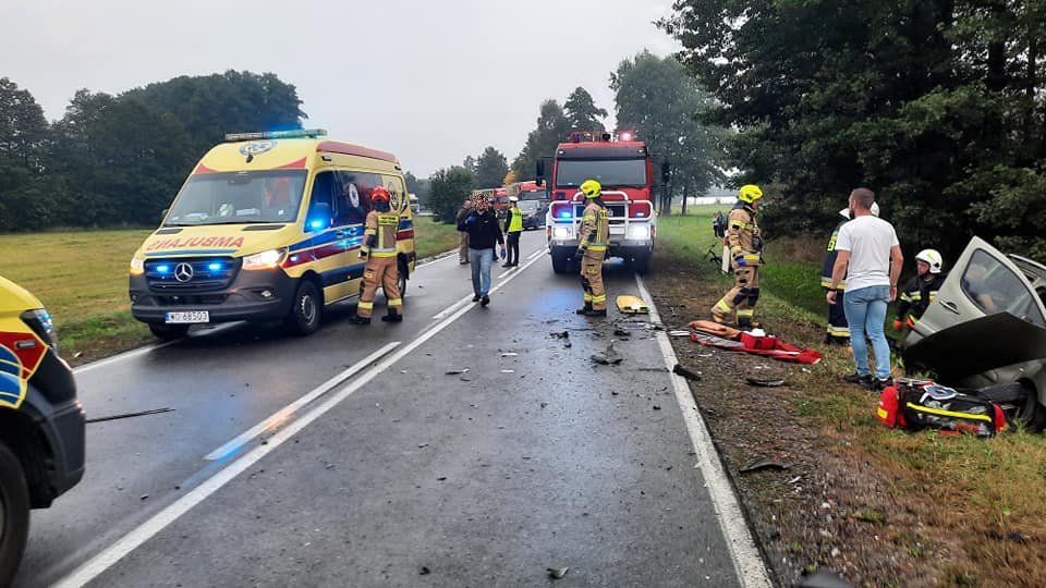 Wypadek w Wachu, gm. Kadzidło [16.09.2021] - zdjęcie #46 - eOstroleka.pl