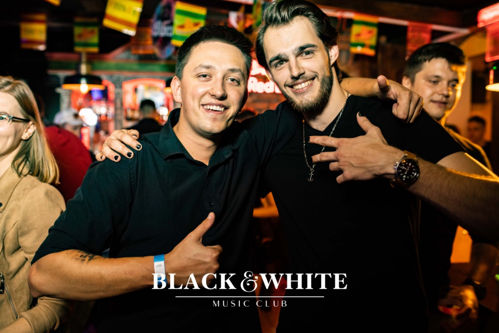 Czarne party w Clubie Black&White [11.09.2021] - zdjęcie #3 - eOstroleka.pl