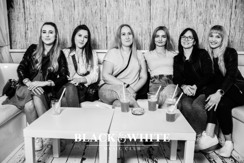 Czarne party w Clubie Black&White [11.09.2021] - zdjęcie #18 - eOstroleka.pl