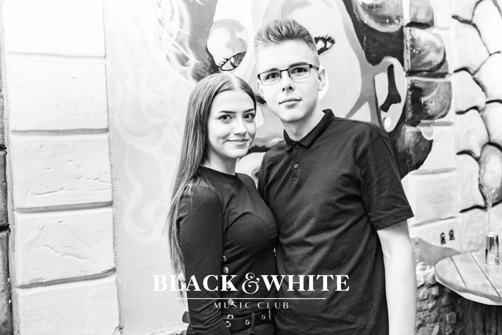 Czarne party w Clubie Black&White [11.09.2021] - zdjęcie #19 - eOstroleka.pl