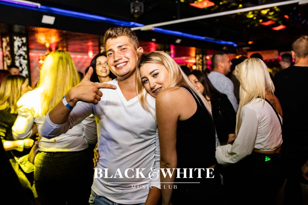 Czarne party w Clubie Black&White [11.09.2021] - zdjęcie #25 - eOstroleka.pl