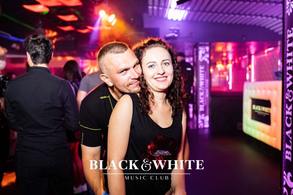 Czarne party w Clubie Black&White [11.09.2021] - zdjęcie #26 - eOstroleka.pl