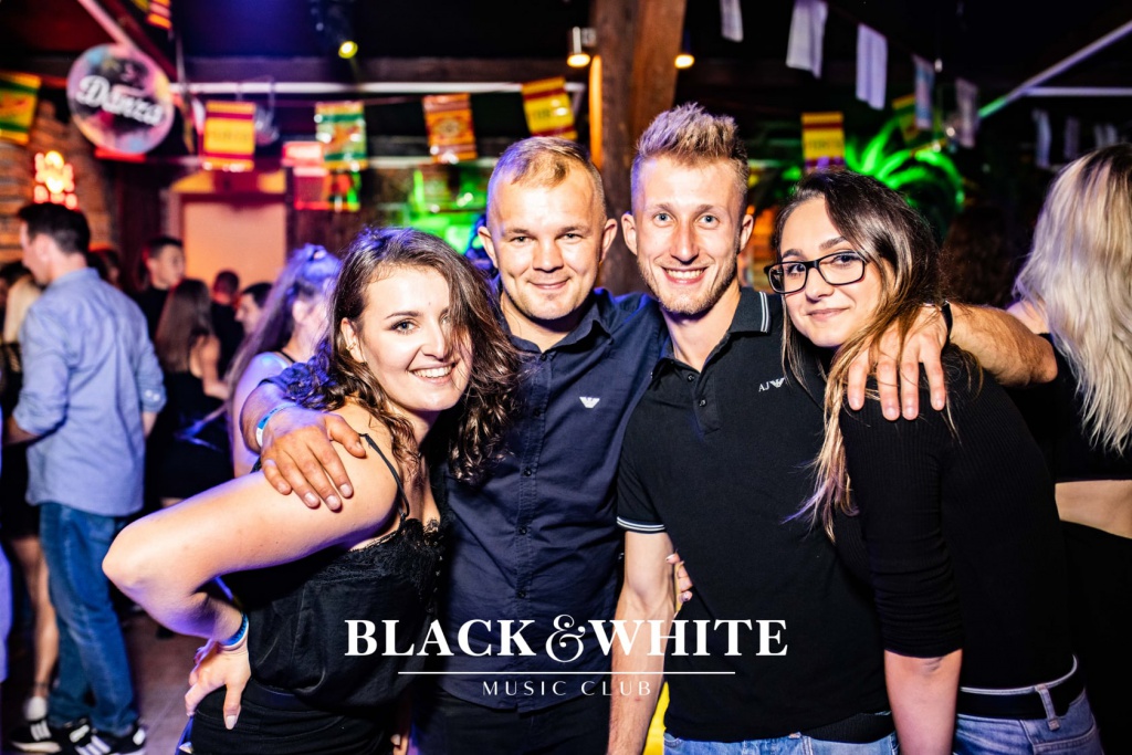Czarne party w Clubie Black&White [11.09.2021] - zdjęcie #33 - eOstroleka.pl