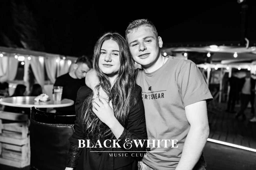 Czarne party w Clubie Black&White [11.09.2021] - zdjęcie #7 - eOstroleka.pl
