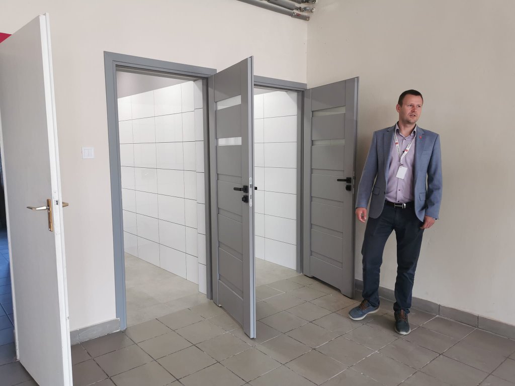 Toalety w budynku OSP w Dzbeninie przeszły gruntowny remont - zdjęcie #4 - eOstroleka.pl