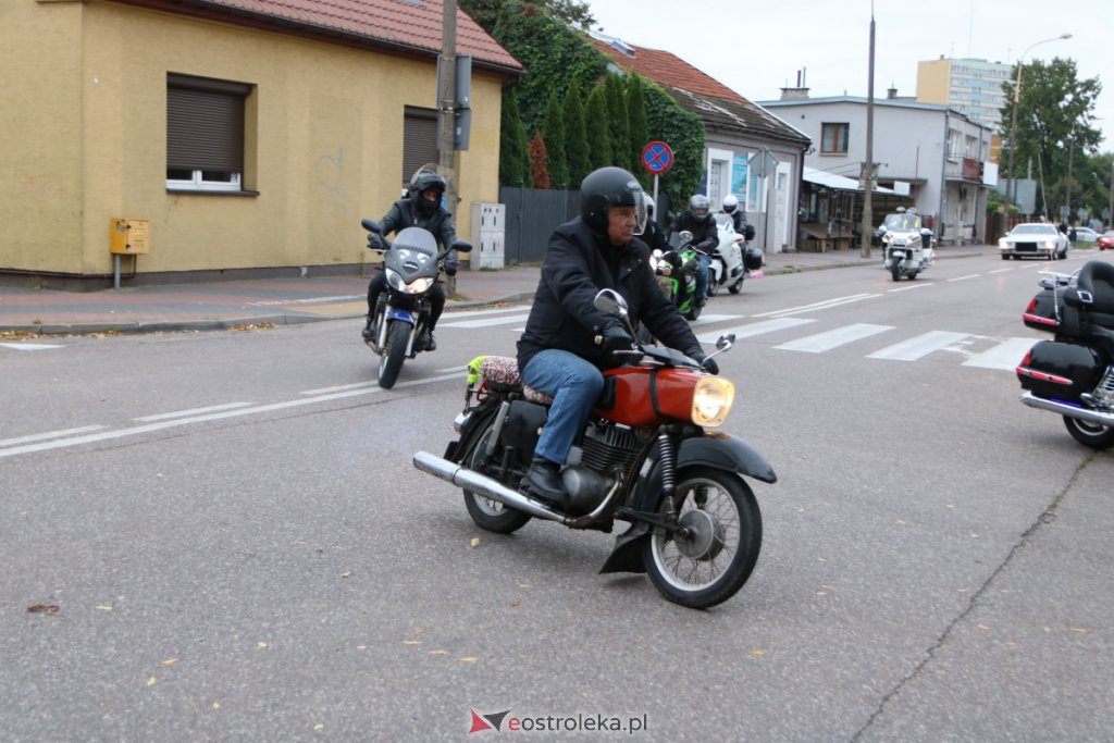 Zakończenie sezonu motocyklowego z Galloping Bulls - parada motocykli [19.09.2021] - zdjęcie #35 - eOstroleka.pl