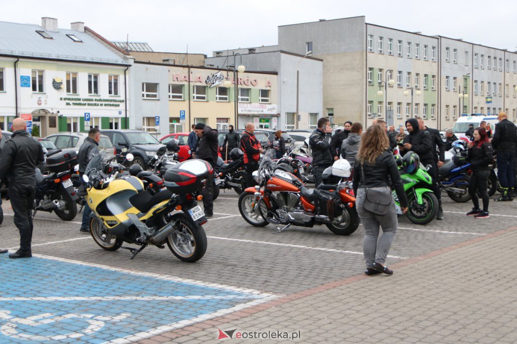 Zakończenie sezonu motocyklowego z Galloping Bulls - parada motocykli [19.09.2021] - zdjęcie #4 - eOstroleka.pl