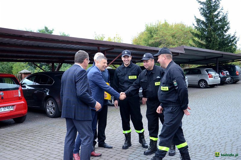 Wójt i marszałek zrobili zrzutkę na drabinę dla strażaków ochotników z Dylewa [21.09.2021] - zdjęcie #17 - eOstroleka.pl