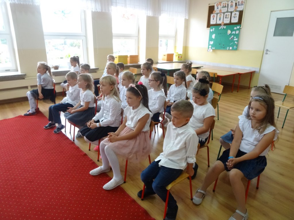 Narodowe czytanie w Przedszkolu Miejskim Nr 17 „Kraina Misiów” - zdjęcie #7 - eOstroleka.pl