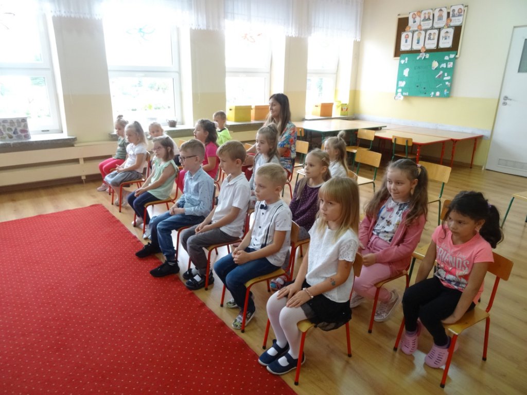 Narodowe czytanie w Przedszkolu Miejskim Nr 17 „Kraina Misiów” - zdjęcie #9 - eOstroleka.pl