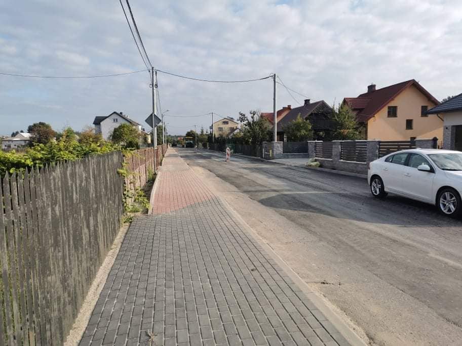 Przebudowa drogi powiatowej Dzbenin-Tobolice - zdjęcie #1 - eOstroleka.pl
