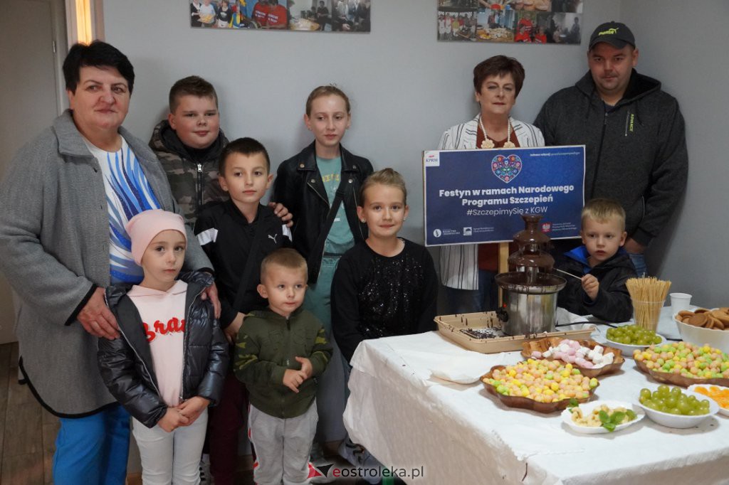 Szczepimy się z KGW. Festyn rodzinny w Brzeźnie  - zdjęcie #13 - eOstroleka.pl