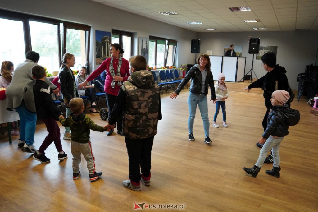 Szczepimy się z KGW. Festyn rodzinny w Brzeźnie  - zdjęcie #9 - eOstroleka.pl
