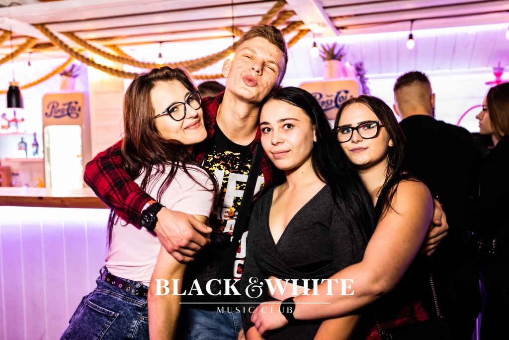 Smolasty w Clubie Black&White [17.09.2021] - zdjęcie #11 - eOstroleka.pl