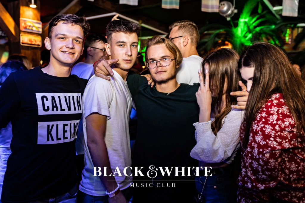 Smolasty w Clubie Black&White [17.09.2021] - zdjęcie #25 - eOstroleka.pl