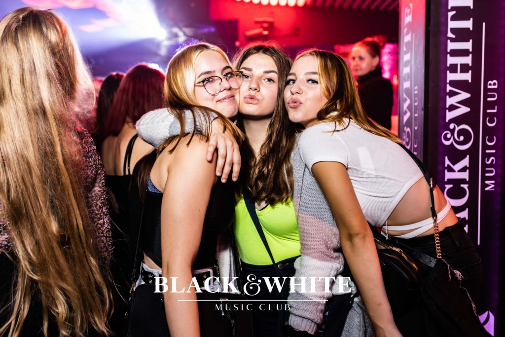 Smolasty w Clubie Black&White [17.09.2021] - zdjęcie #46 - eOstroleka.pl