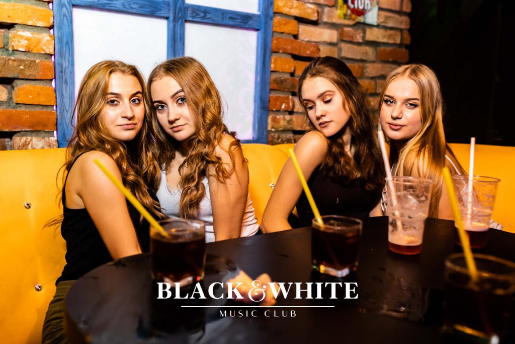 Smolasty w Clubie Black&White [17.09.2021] - zdjęcie #73 - eOstroleka.pl