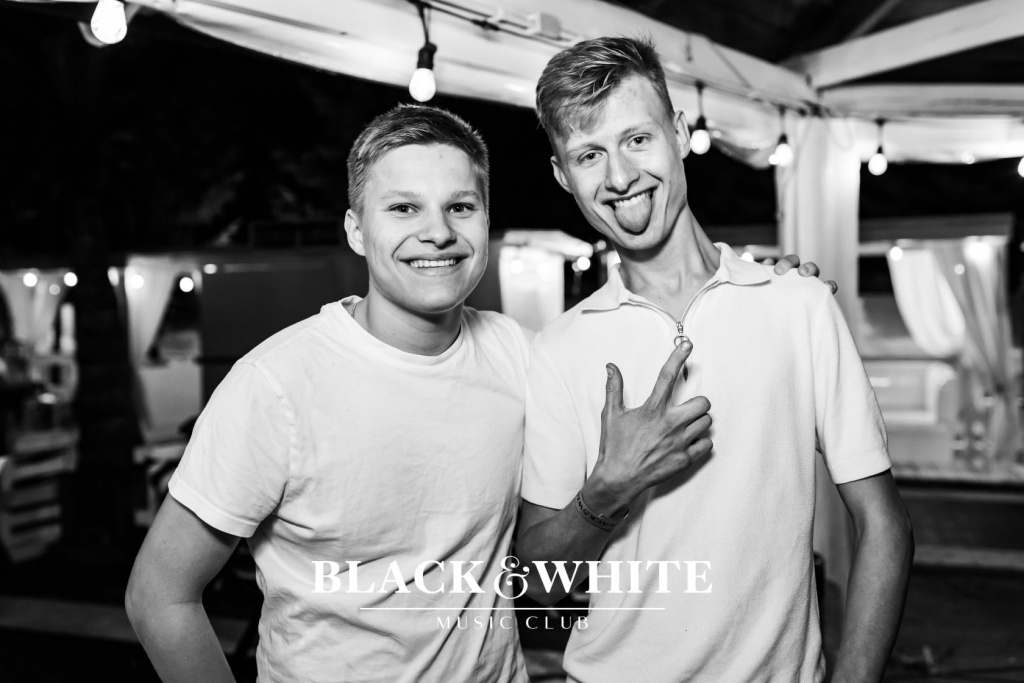 Smolasty w Clubie Black&White [17.09.2021] - zdjęcie #10 - eOstroleka.pl