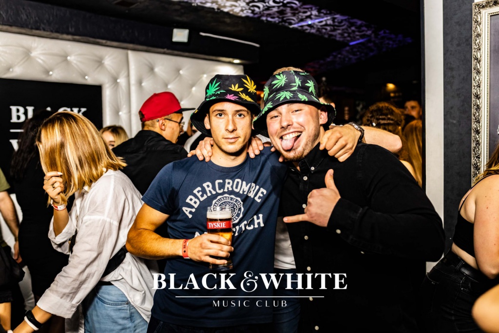 Smolasty w Clubie Black&White [17.09.2021] - zdjęcie #7 - eOstroleka.pl