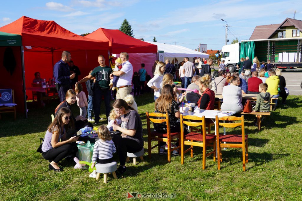 Festyn rodzinny w Olszewie-Borkach [26.09.2021] - zdjęcie #39 - eOstroleka.pl