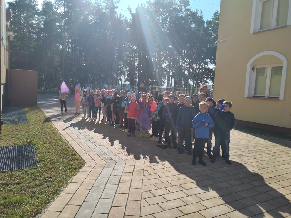 Akcja sprzątania świata w Szkole Podstawowej nr 10 [27.09.2021] - zdjęcie #7 - eOstroleka.pl
