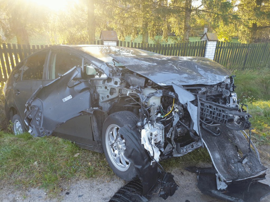 Wypadek w Czarnowcu [27.09.2021] - zdjęcie #5 - eOstroleka.pl