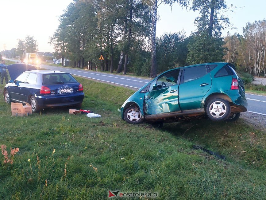 Wypadek w Antoniach. Poszkodowana została jedna osoba [27.09.2021] - zdjęcie #9 - eOstroleka.pl